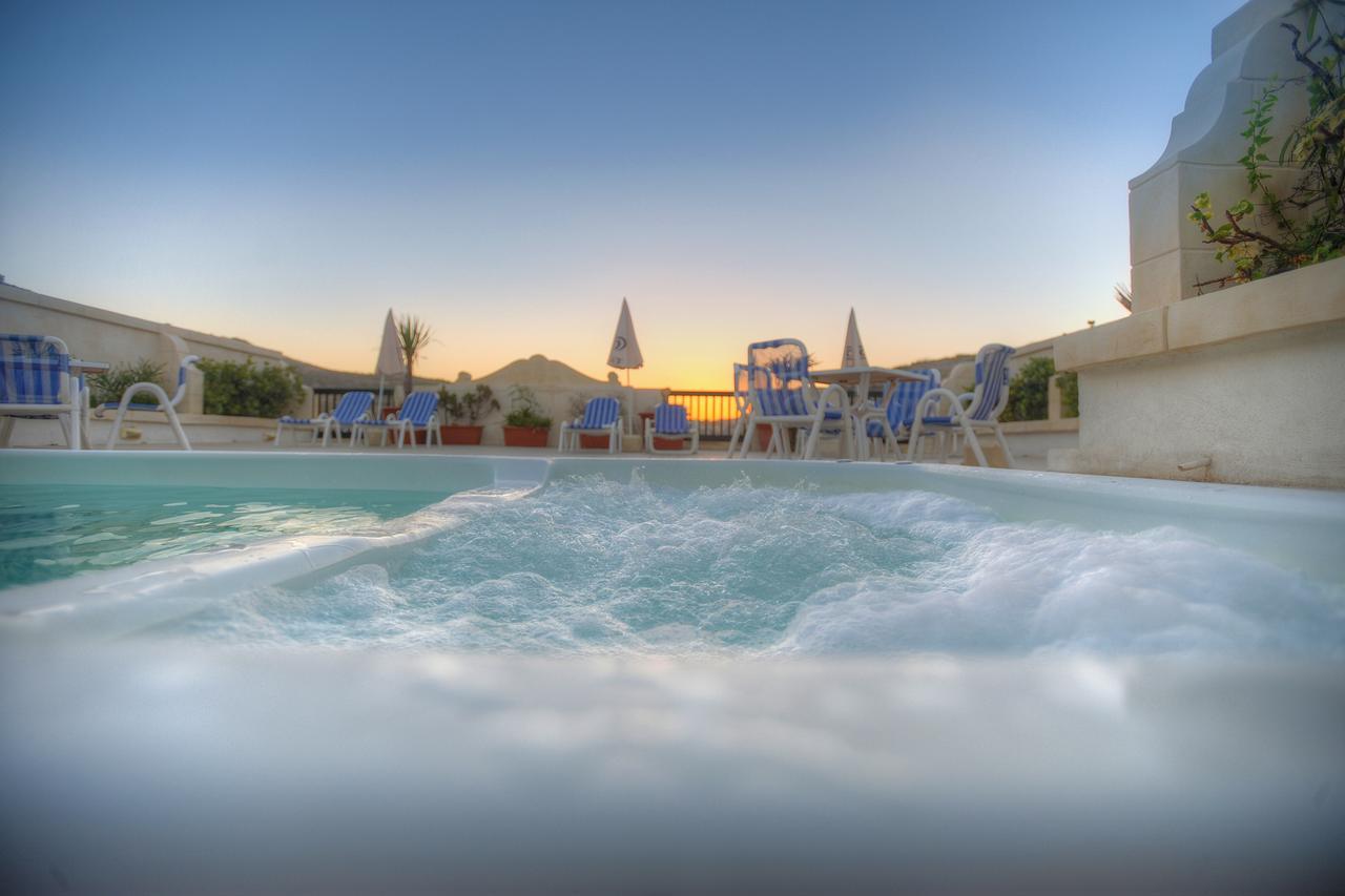 Hotel St. Patrick's 4*