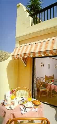 Hotel St. Patrick's 4*